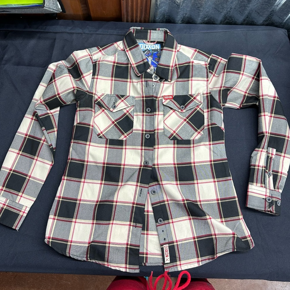 DIXXON ladies fit button down